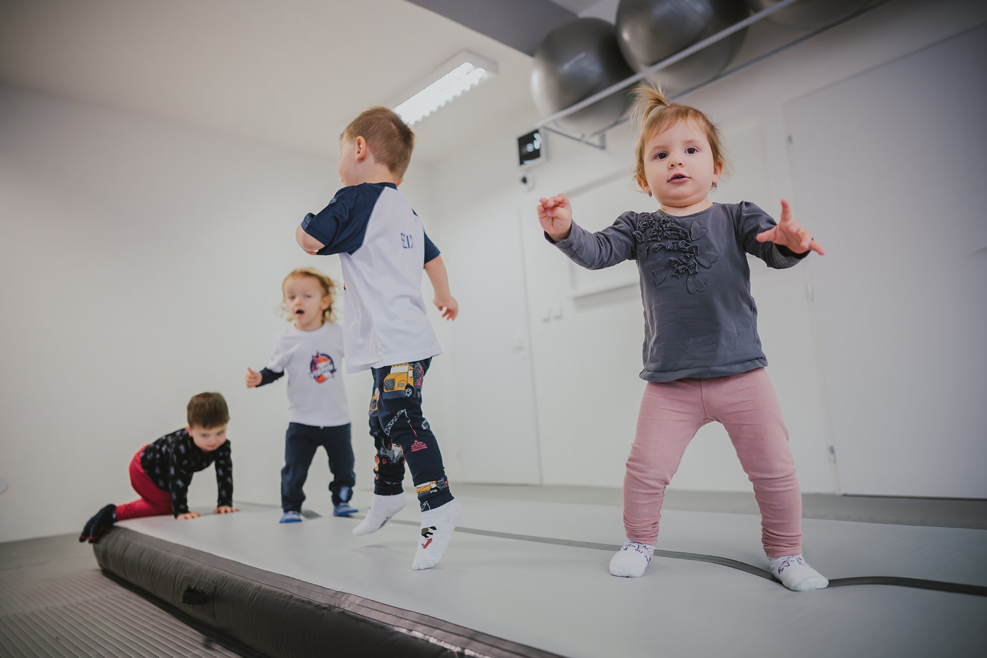 Rytmodovádění pro děti 1 - 3 roky Hradec Králové a Pardubice - VispenSport